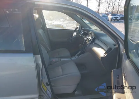 2005 Toyota Highlander V6 from USA, damaged, VIN JTEEP21AX50099854